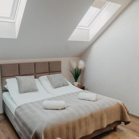 Bed and Breakfast De Facto Zambrow Esterno foto